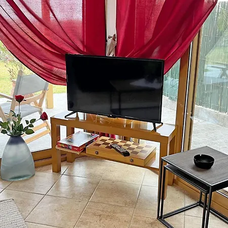 Ferienhaus Finikas Garden Karianí