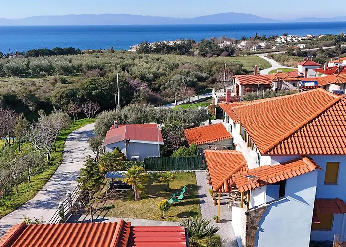 Finikas Garden Ferienhaus Karianí