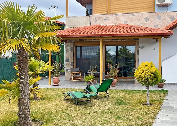 Finikas Garden